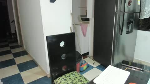 candy_cane69 online show from January 25, 11:43 pm