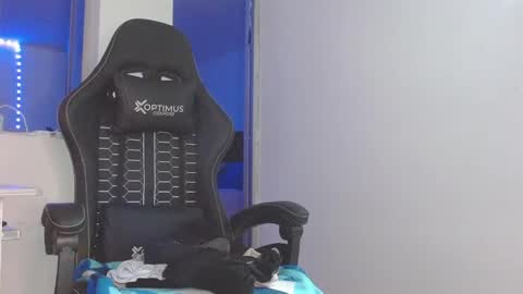 candy_giuliana21 online show from April 28, 12:52 am
