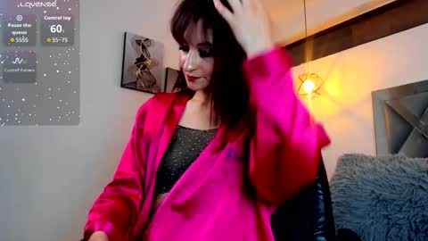 Candy hot online show from October 1, 10:41 pm