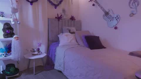 Jamie online show from November 25, 1:26 am