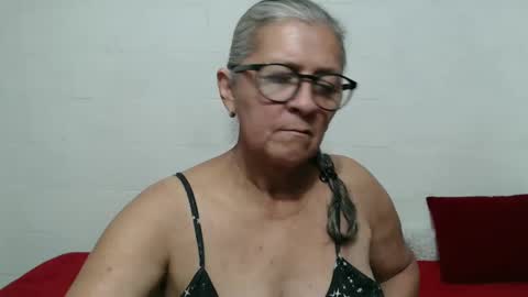 candy online show from October 19, 12:15 am