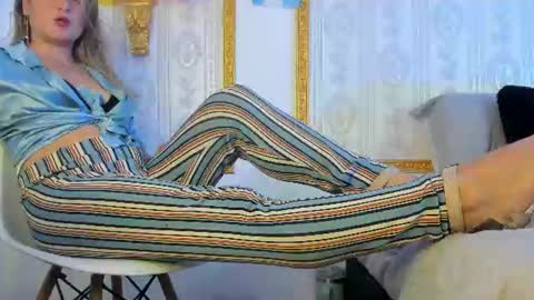 Candy plus online show from June 22, 6:59 pm
