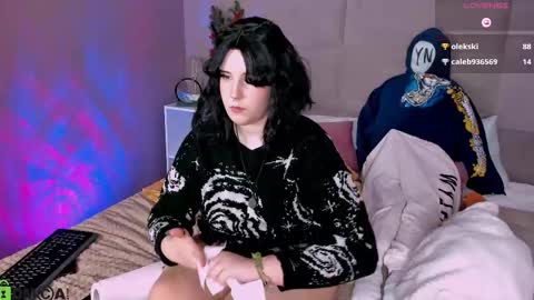 Mary online show from February 27, 1:42 am