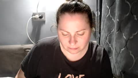 Laura online show from July 30, 9:15 pm