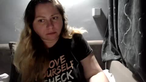 Laura online show from July 31, 10:11 pm