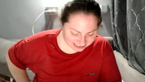 Laura online show from June 16, 8:35 pm