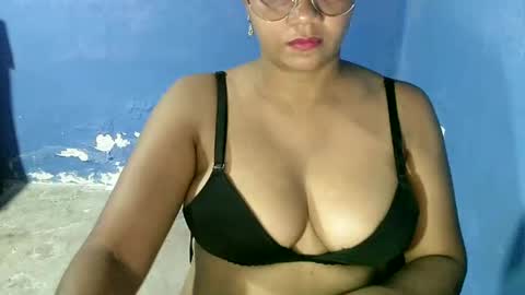 candyflowerlub online show from January 15, 9:20 pm