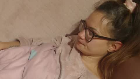 say meow and send tip  online show from November 13, 7:05 pm