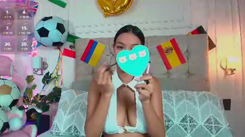 Candy online show from July 3, 12:32 pm