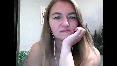 Daisy online show from September 10, 9:16 pm