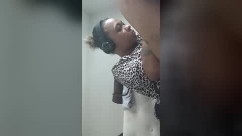 candyredxo2024 online show from July 20, 9:05 pm