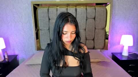 Snapshot of candys_victoria chatting on October 2, 5:17 am Candys Victoria online show from October 2, 5:17 am