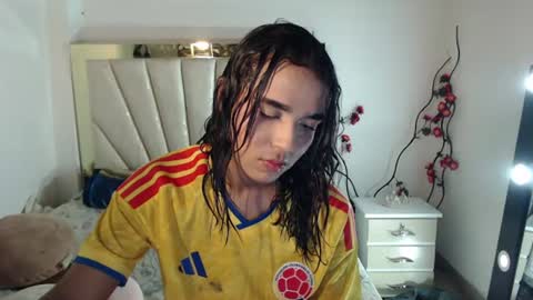 candyy_doll_ online show from July 4, 7:12 am