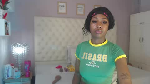 Candy Ebony online show from March 13, 6:27 am