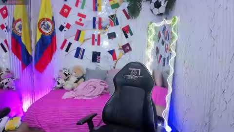 CANDYY online show from July 2, 11:48 am
