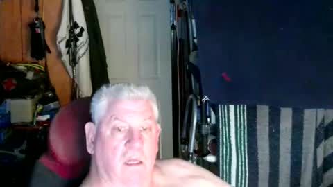 canoelicker69 online show from October 29, 7:25 pm