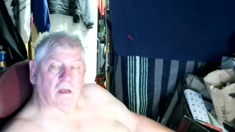 canoelicker69 online show from July 29, 7:36 pm