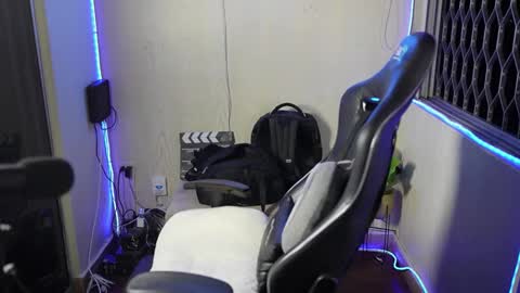 David Capizzi online show from March 9, 6:40 am