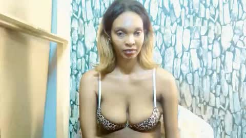 caramelminxxx1 online show from April 29, 6:51 am