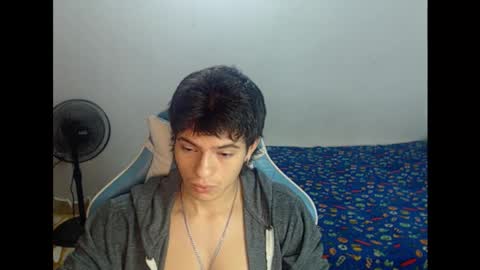Snapshot of carapalida9008 chatting on October 18, 3:16 pm carapalida9008 online show from October 18, 3:16 pm