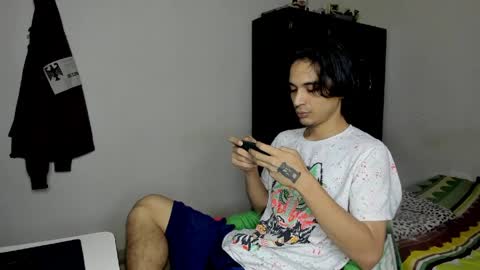 Carlos and Cristian  online show from April 29, 1:21 am