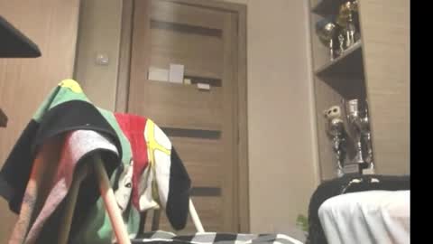 Laz online show from October 19, 8:57 pm