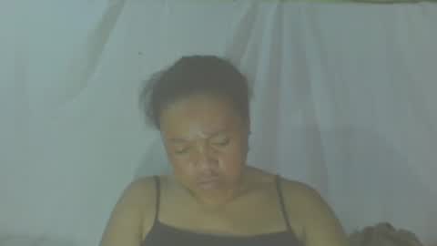 Snapshot of carinesexy69 chatting on October 13, 11:45 am carinesexy69 online show from October 13, 11:45 am
