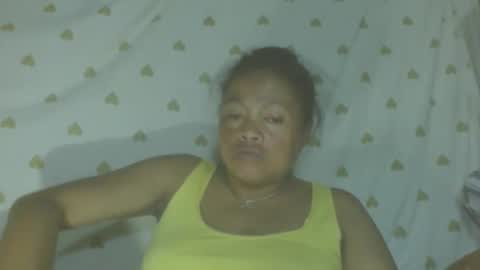 carinesexy69 online show from April 25, 1:13 pm