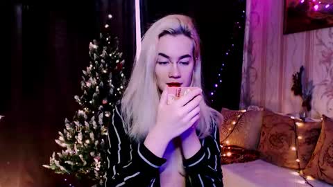 Carin online show from December 19, 7:48 am