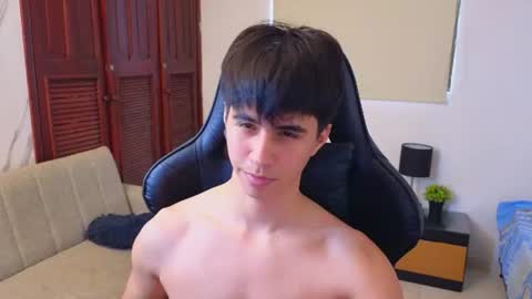carl_dixon online show from June 15, 9:18 pm