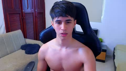 carl_dixon online show from April 29, 6:46 pm