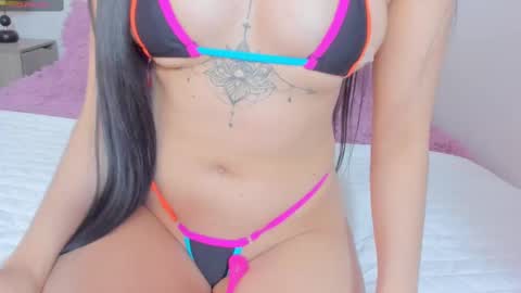 Snapshot of carla_perez_ chatting on September 22, 1:42 am carla perez 5pm 1 am online show from September 22, 1:42 am