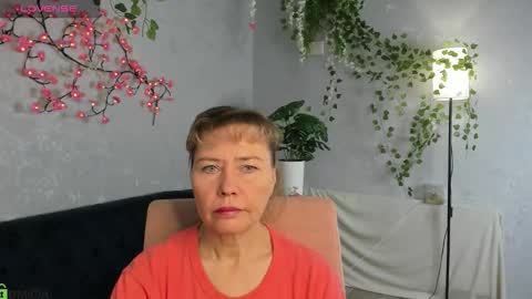 Carla Vogue online show from November 30, 3:02 am