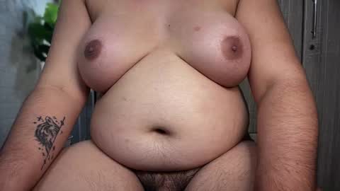 NO FREE HERE IF YOUR BROKE DONT STAY HERE online show from October 31, 10:32 pm