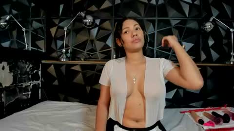 carlamarrinson online show from August 6, 1:36 am