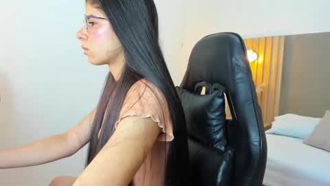 C A R L I N A online show from October 30, 12:17 pm