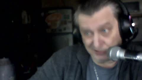 carlos712009 online show from July 16, 7:11 am