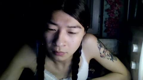 CarlyJoy online show from April 24, 6:10 pm