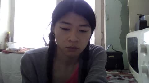 CarlyJoy online show from March 10, 10:50 am