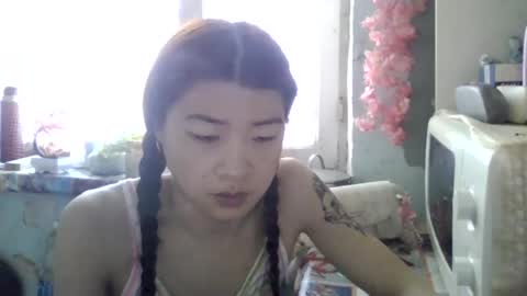 CarlyJoy online show from July 3, 1:49 pm