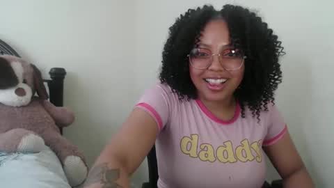 CARAMEL xoxo online show from March 25, 6:25 pm