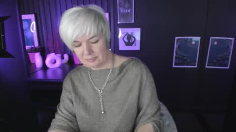 Snapshot of carmensoft chatting on October 24, 8:42 pm Carmen online show from October 24, 8:42 pm