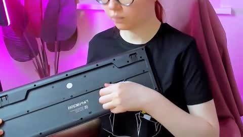 Carol online show from November 22, 10:57 am