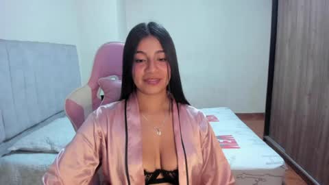 carol gomez73 online show from August 1, 8:38 am
