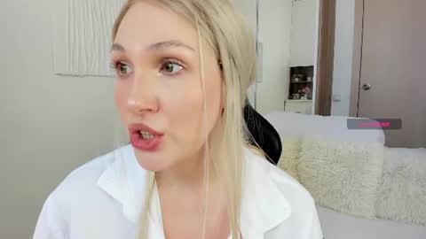 carol_may_ online show from July 24, 12:13 pm