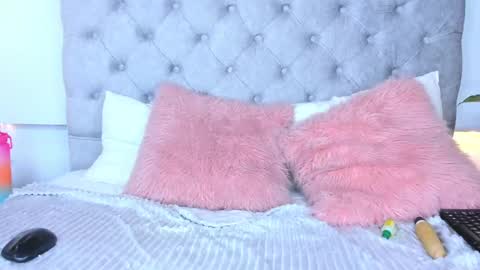 Carol online show from September 18, 7:40 pm