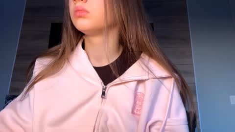 Lisa online show from February 2, 6:10 am