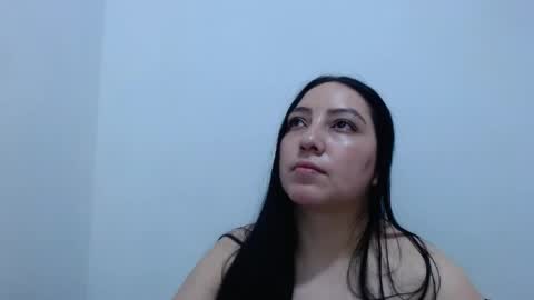 carolina_zabala_19 online show from May 1, 10:59 pm