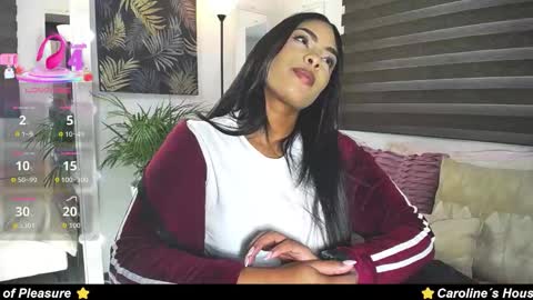 C A R O L I N E online show from November 4, 1:12 pm