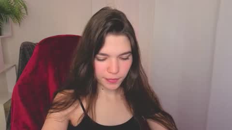 Snapshot of carolinebenks chatting on September 29, 6:01 am Caroline online show from September 29, 6:01 am
